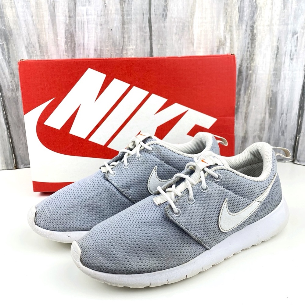 NIKE Roshe One GS Sneakers Wolf Grey and White Running Tennis Shoes With Box 5Y